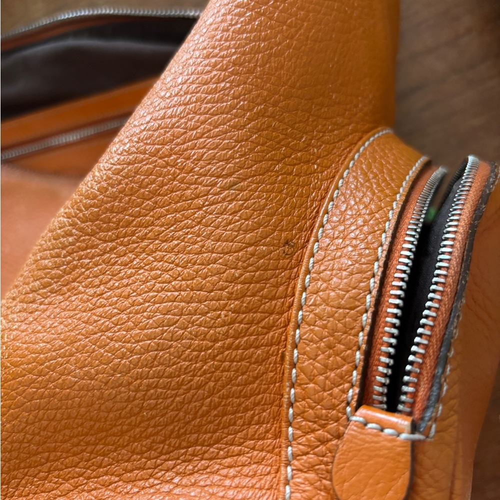 TOD'S Charlotte Hobo - Picture 10 of 13